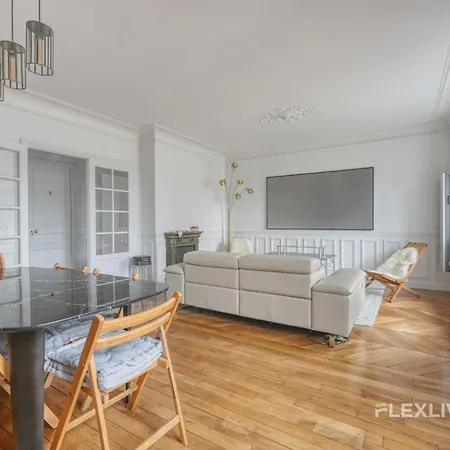 Flexliving - Bedroom - Vincent Auriol Holiday home *